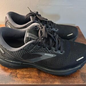 Brooks Ghost Women’s Black Running Shoes